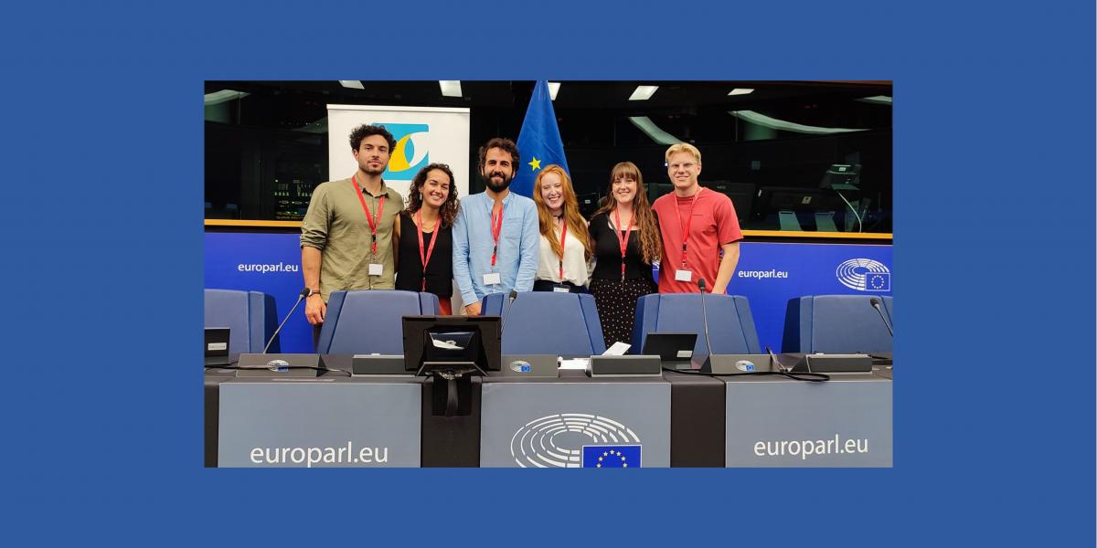 CHARM-EU Students, Take, Diana, Hazel and Conny at the ESA23 with Julien Lorentz, CHARM-EU Project Manager at the University of Montpellier
